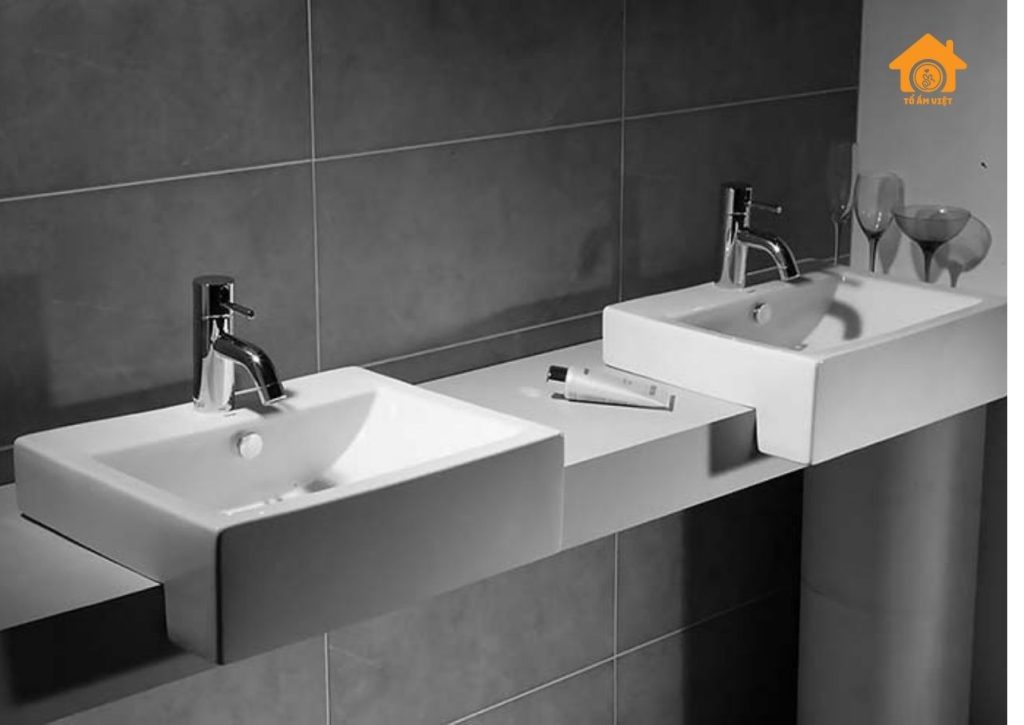 Lavabo và vòi rửa mặt