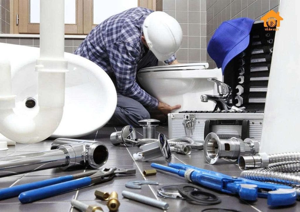 Thợ lắp đặt thiết bị vệ sinh