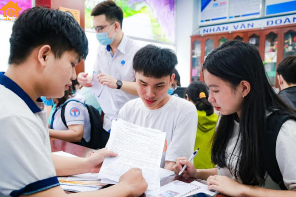Kiểm tra yêu cầu